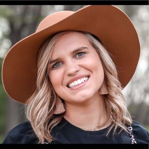 Meet your Posher, Keanna